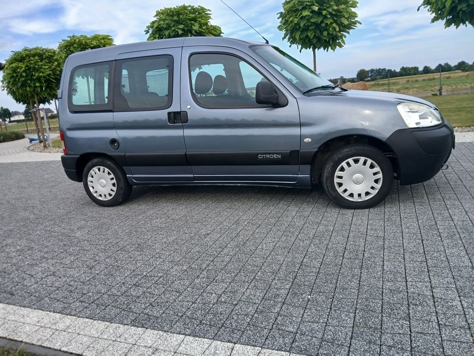 Citroen Berlingo 1.6 HDI 2009 rok mały przebieg