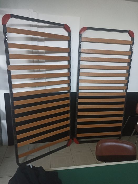 Estrados  cama de solteiro