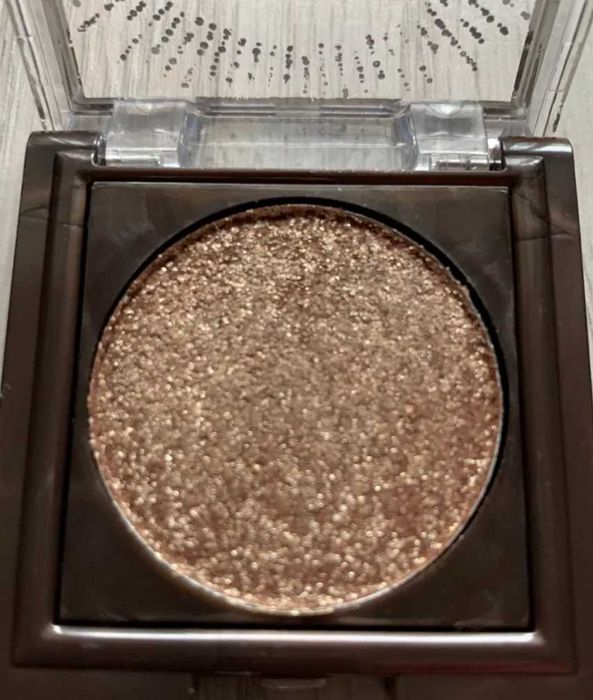 Eveline Cosmetics Choco Glamour błyszczący cień-toper do powiek