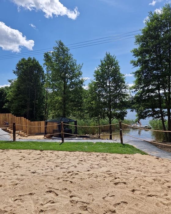 Dom Willa z basenem jacuzzi sauna Mazury nad jeziorem