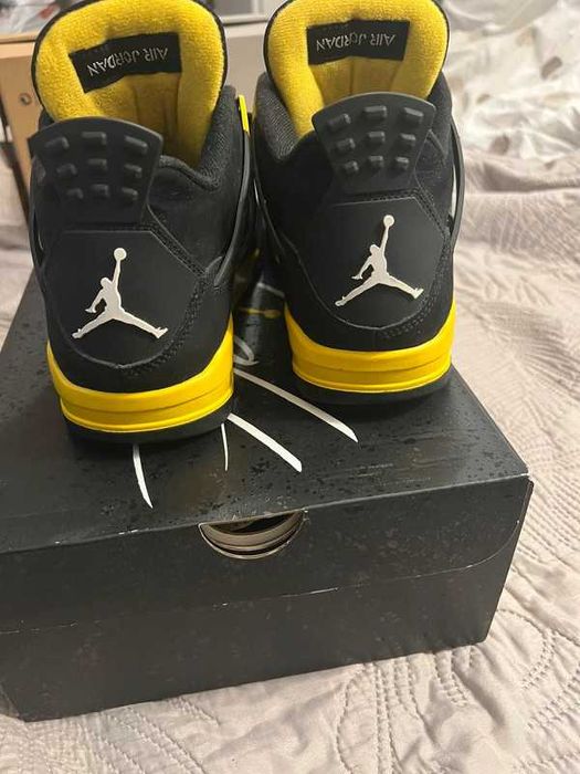 Jordan 4 Retro Thunder R.41