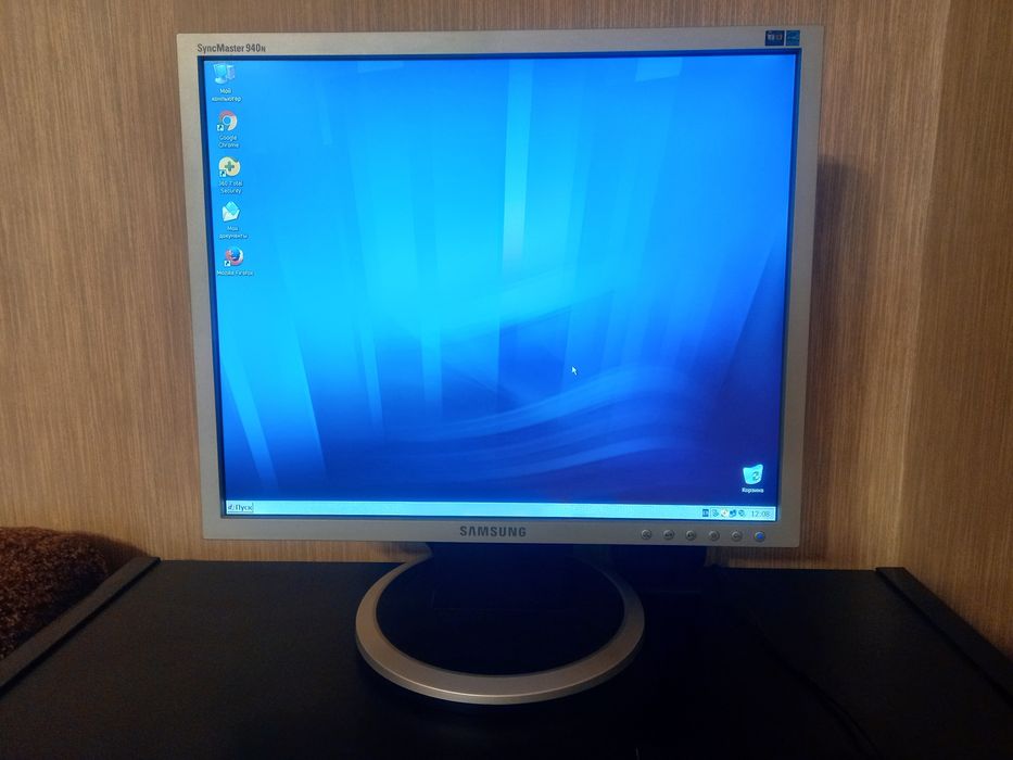 Монітор Samsung 940n