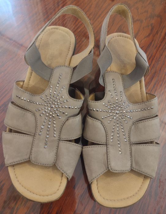 Босоніжки шкіряні gabor р.37