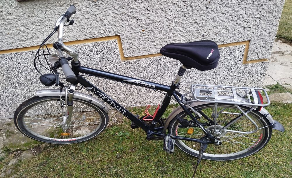 Rower aluminiowy miejski turystyczny trekkingowy Romet Arkus Classic 1