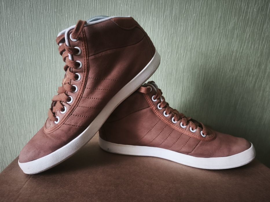 Кросівки Adidas розмір 39