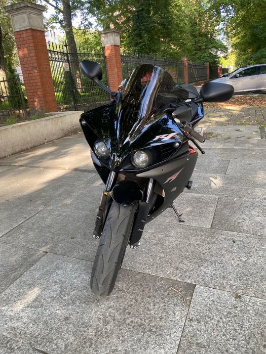 Yamaha r1 z 2010 rok zarejestrowana LeoVince