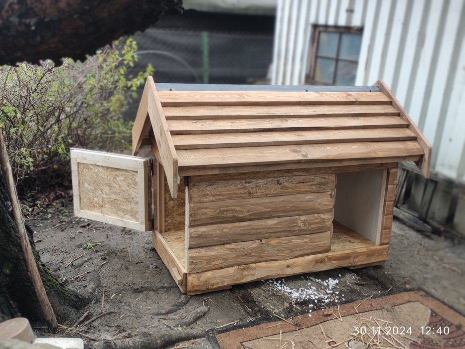 Buda xl dla dużego psa z przedsionkiem! Buda posiada drzwi ! ocieplona