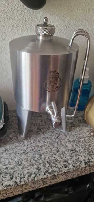 Cubas inox polidas artesanais qualidade duram vidas . Ler texto.