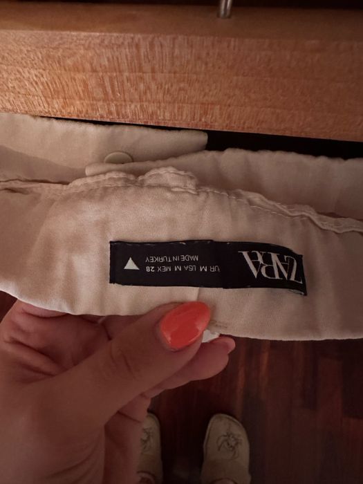 Calções estilo clássicos Zara