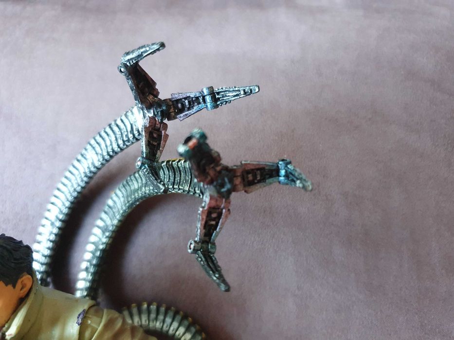 2004 DOUTOR (Doctor) OCTOPUS (DOC OCK) Marvel Comics Legend