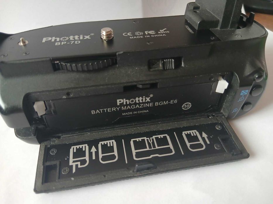 Phottix BP-7D батарейна ручка