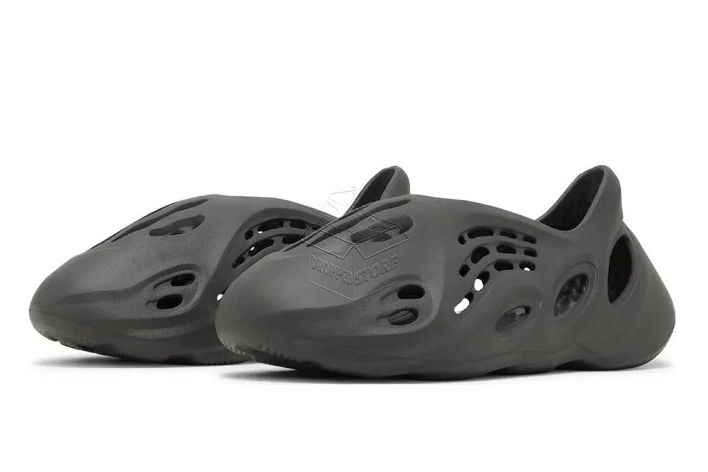 Adidas YEEZY FOAM RUNNER Carbon | IG5349