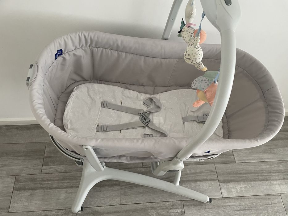 Babyhug 4 em 1 da chicco