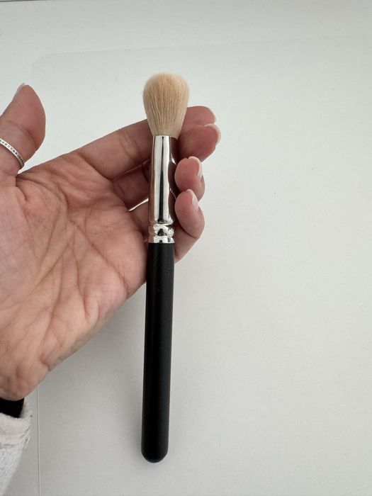 MAC Makeup Brush471747772433059841