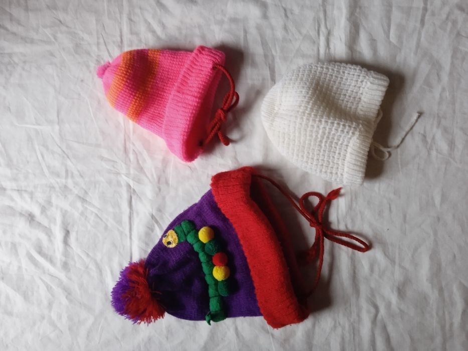 Теплі речі на дівчинку кофта вязана шапка рожева пудрова біла спідниця