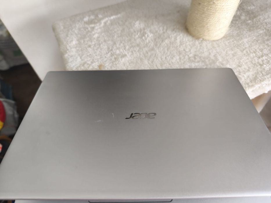 Sprzedam laptopa Acer