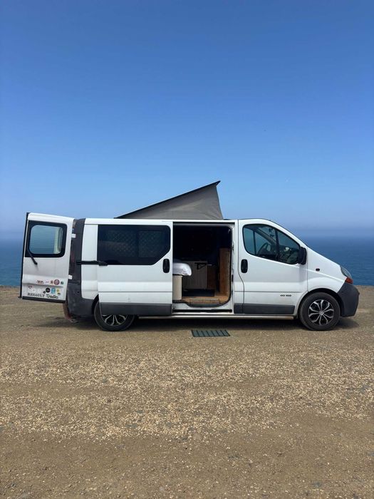 Renault Trafic Campervan 2006 – Pop Up Roof – Pronta a Viajar