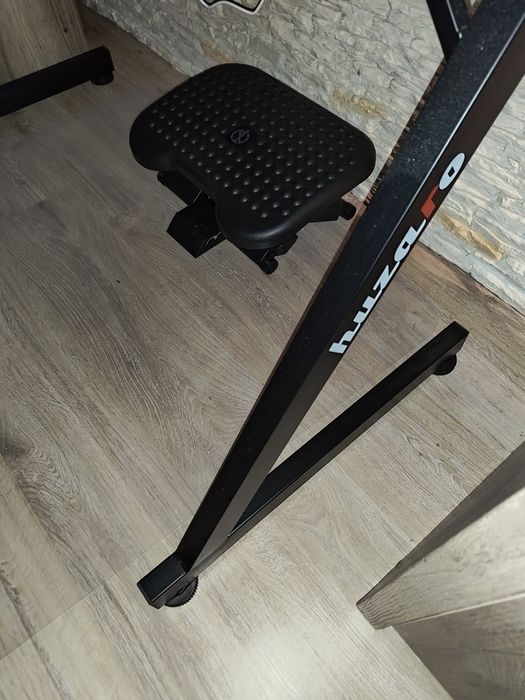 Huzaro stolik gamingowy