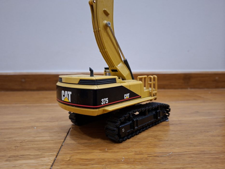Model Joal Caterpillar 375 1:50