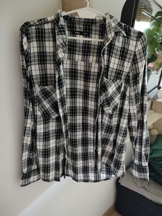 Damska koszula z długim rękawem