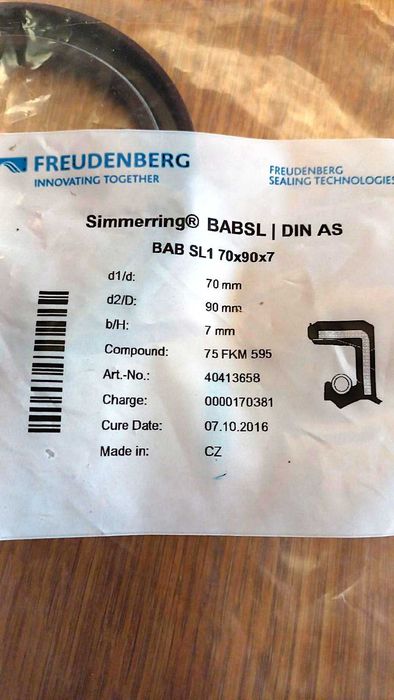 Сальник коленвала, ВАЗ  классика,  Sens, Таврия, 70х90х7  FREUDENBERG