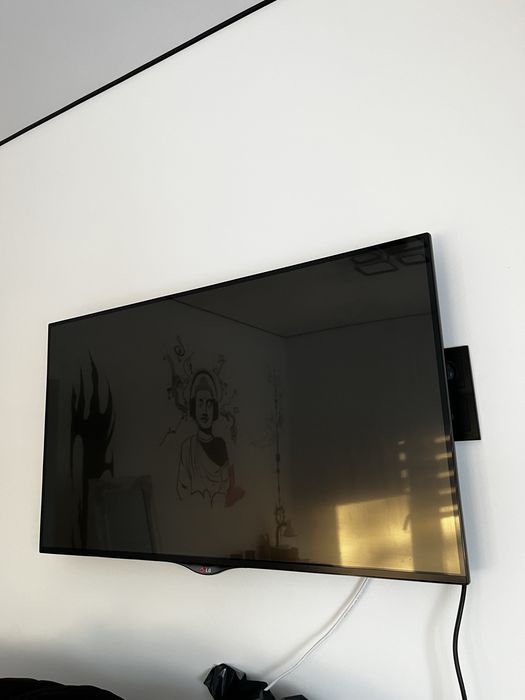 Телевізор LG 42 дюйма smart