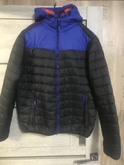 Продам куртку демісезон