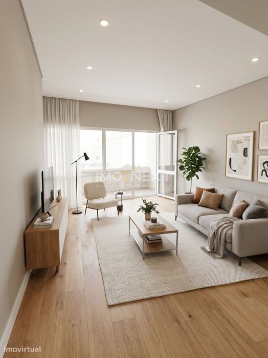 Apartamento T3 || Totalmente Renovado || Centro Alcobaça