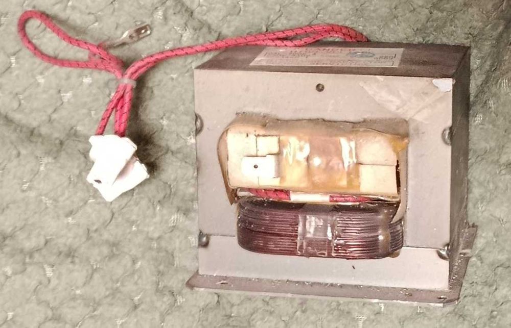 Трансформатор до мікрохвильовки