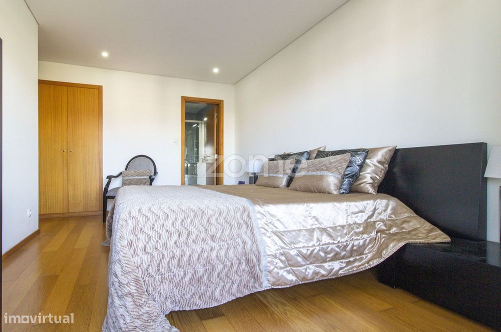 Apartamento T3 Mobilado e Equipado!