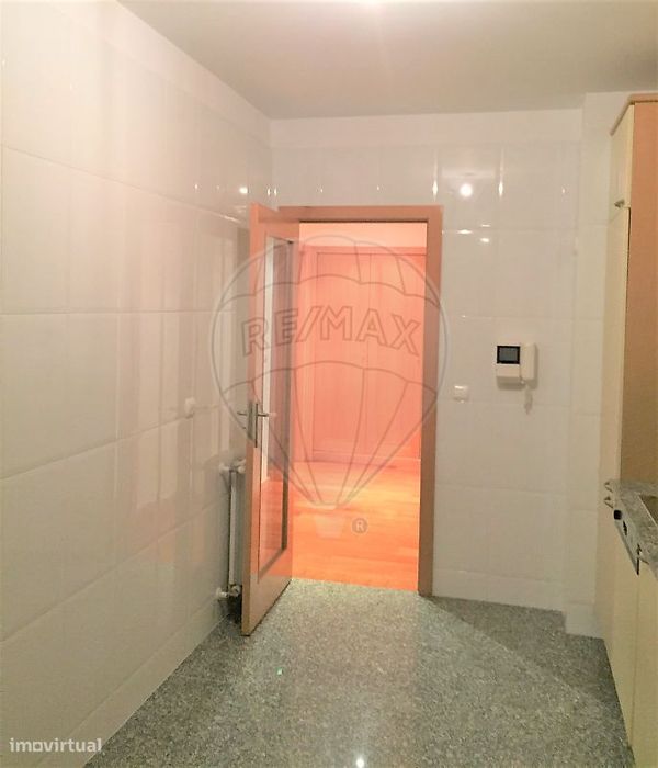 Apartamento T2 para arrendamento