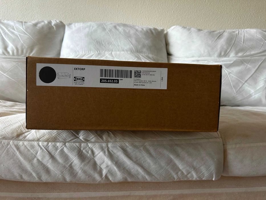Sofá 3 lugares cinzento EKTORP IKEA