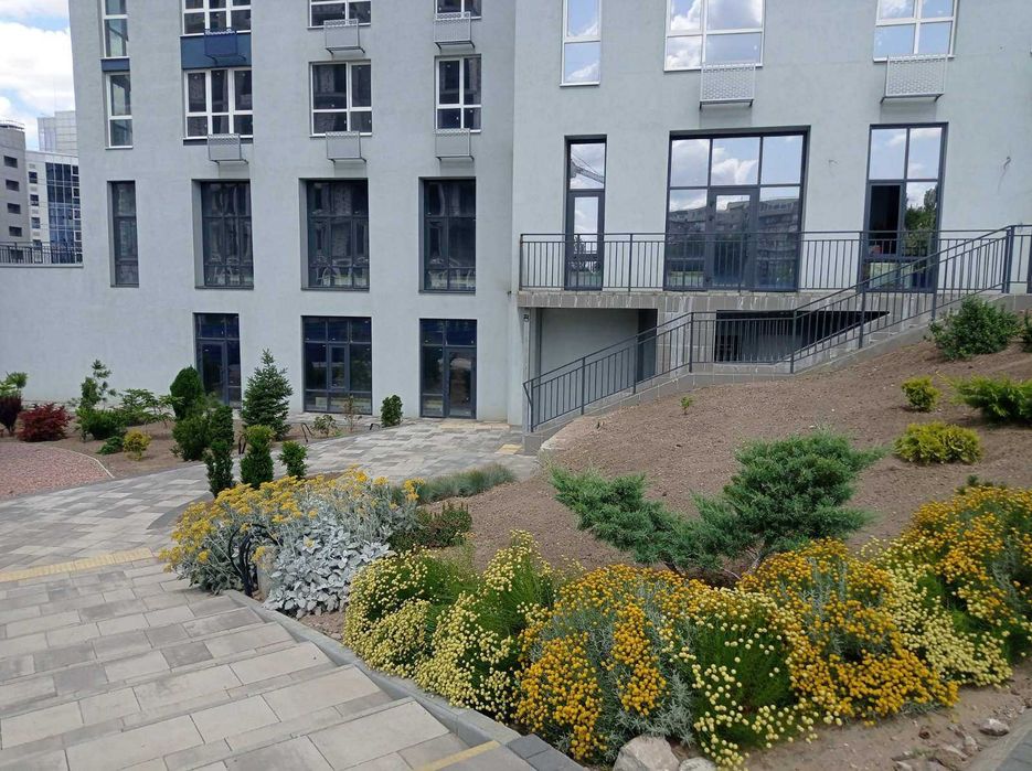 продам трехкомнатную квартиру, новострой, жк Легенда