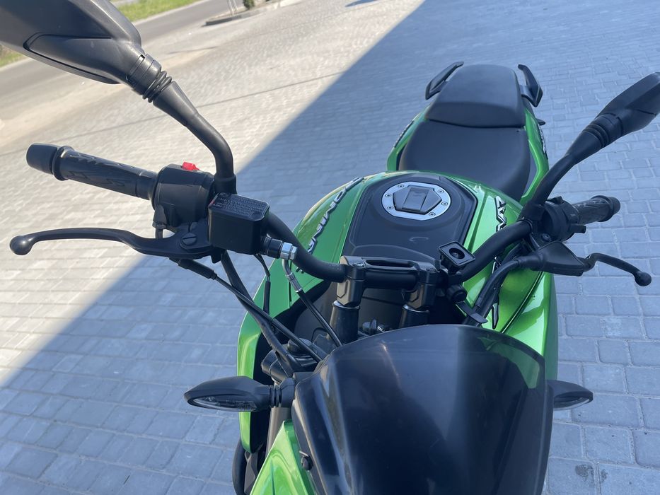 Bajaj Dominar 400