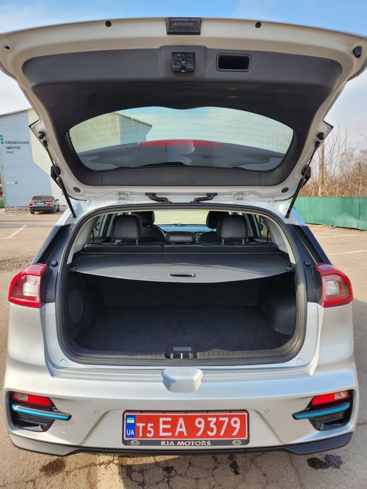 Кіа ніро електрика,  2019 рік, максимальна комплектація