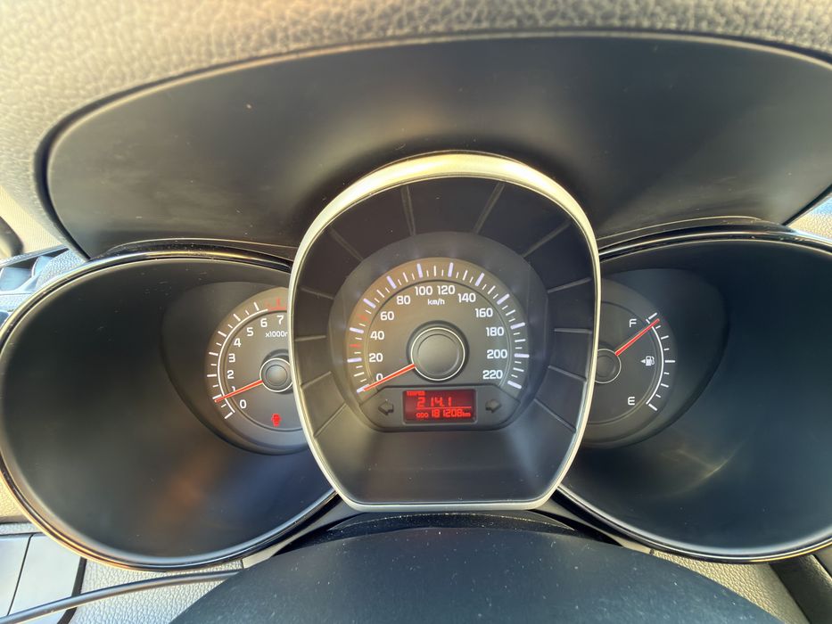 Продам Kia Rio 2013