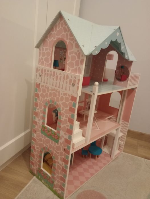 Domek dla lalek duży