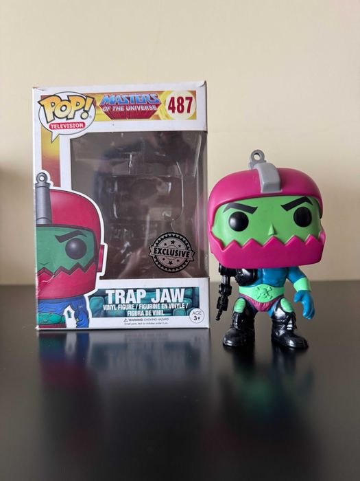 Funko Pop Battle Armour Skeletor e Trap Jaw Masters of the Universe