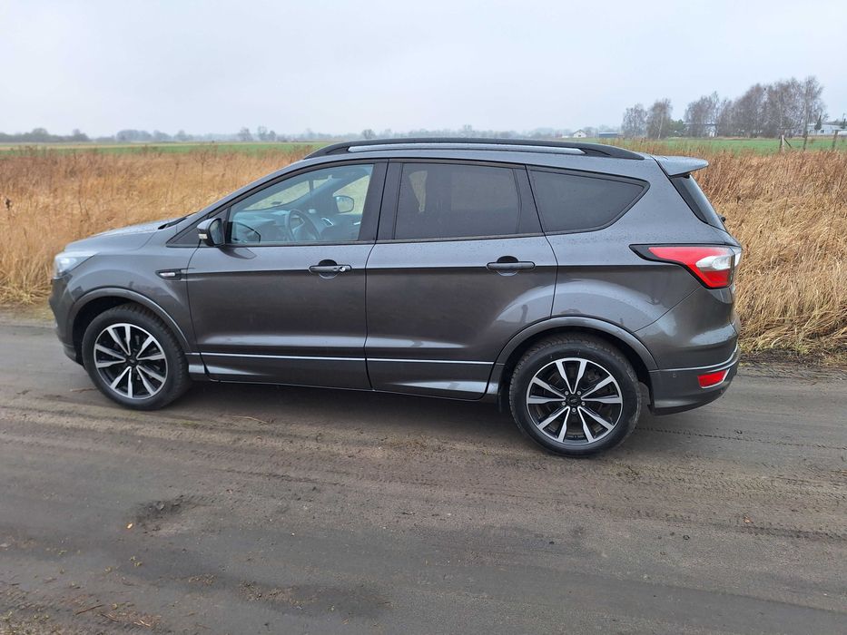 Ford Kuga 1,5 ecoboost  ST-line Salon Polska 1 właściciel