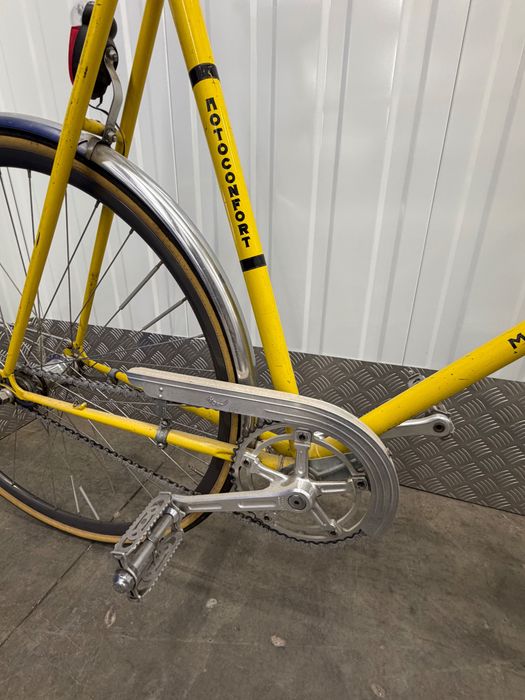 MOTOCONFORT Le Champion — bicicleta