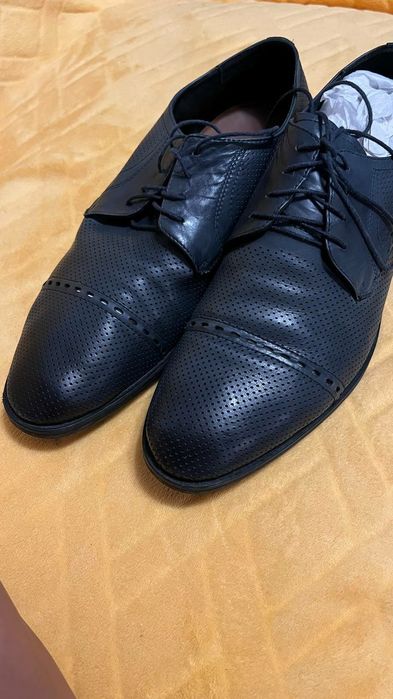 Літні шкіряні туфлі