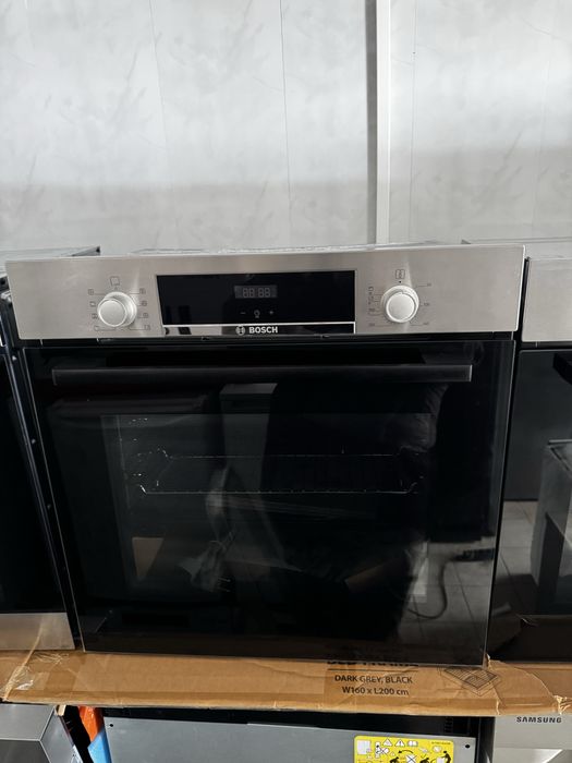Вбудована духовка Bosch HBA534BS3F