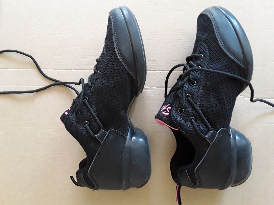 38 sportowe adidasy rozmiar