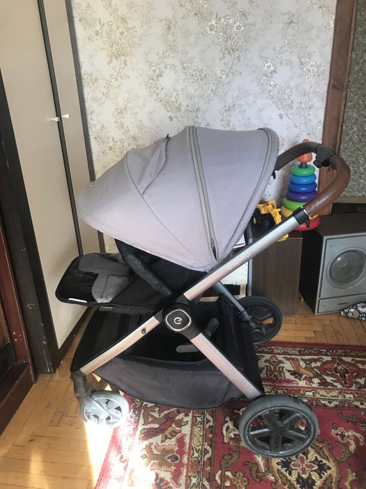 Продам дитячу каляску