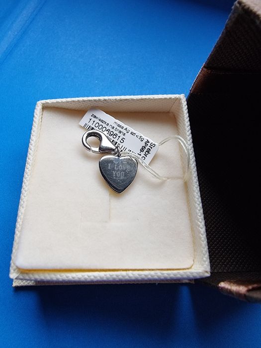 Apart charms i love you