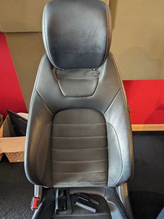 Vendo bancos frontais mercedes c220d coupe - w205