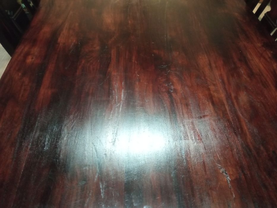 Stół dębowy z krzesłami