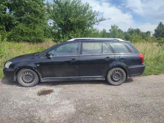 Avensis 2.0 D4D 2005