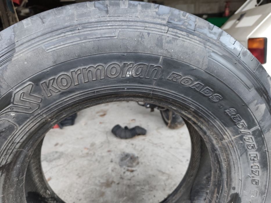 Opona kormoran 235/75/17.5