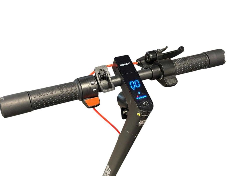 Hulajnoga elektryczna Ducati Pro Evo Safe Ride Gwarancja